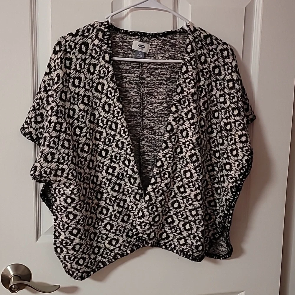 Cardigan - Picture 1 of 2